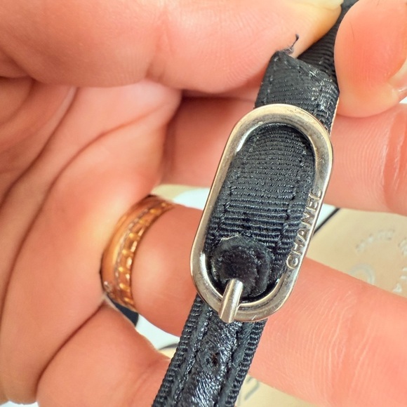 Chanel Black Satin leather interlocking CC Camellia Thong flat Sandals EU 37 - Picture 5 of 12